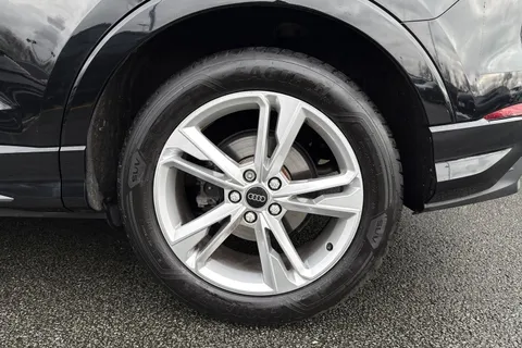 VK25CUG Audi Q3 S line 35 TFSI  150 PS S tronic Thumbnail #14