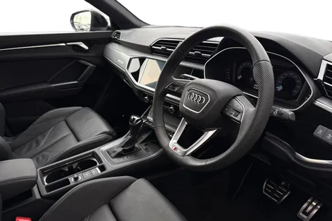 VK25CUG Audi Q3 S line 35 TFSI  150 PS S tronic Thumbnail #15