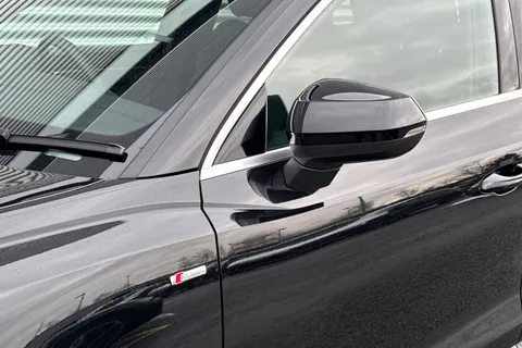 VK25CUG Audi Q3 S line 35 TFSI  150 PS S tronic Thumbnail #27