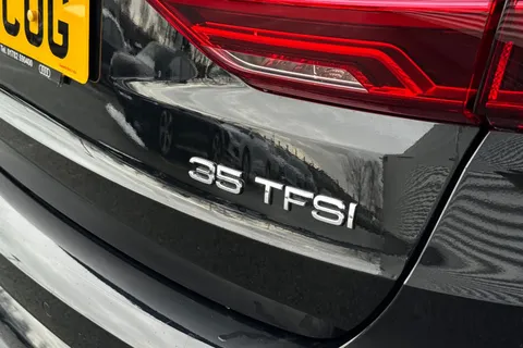 VK25CUG Audi Q3 S line 35 TFSI  150 PS S tronic Thumbnail #29