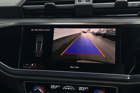 VK25CUG Audi Q3 S line 35 TFSI  150 PS S tronic Thumbnail #35