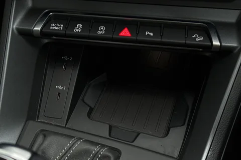 VK25CUG Audi Q3 S line 35 TFSI  150 PS S tronic Thumbnail #50