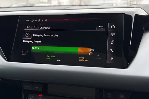 DX75TNN Audi S E-Tron Gt 435,00 kW Thumbnail #31