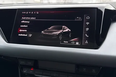 DX75TNN Audi S E-Tron Gt 435,00 kW Thumbnail #33