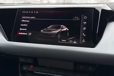 DX75TNN Audi S E-Tron Gt 435,00 kW Thumbnail #34