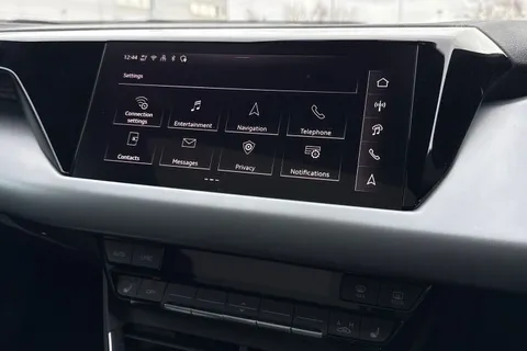 DX75TNN Audi S E-Tron Gt 435,00 kW Thumbnail #43