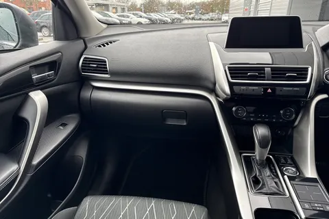 DX71NYY Mitsubishi Eclipse Cross 1.5T Dynamic CVT 4WD Euro 6 (s/s) 5dr Thumbnail #20