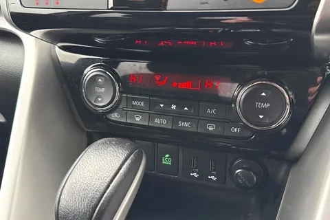 DX71NYY Mitsubishi Eclipse Cross 1.5T Dynamic CVT 4WD Euro 6 (s/s) 5dr Thumbnail #22