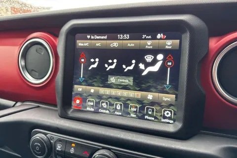 LS20UKU Jeep Wrangler 2.0 GME Rubicon Auto 4WD Euro 6 (s/s) 4dr Thumbnail #22