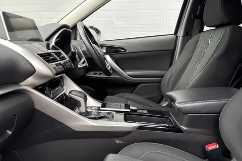 DX71NYY Mitsubishi Eclipse Cross 1.5T Dynamic CVT 4WD Euro 6 (s/s) 5dr Thumbnail #32