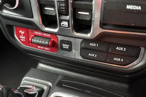 LS20UKU Jeep Wrangler 2.0 GME Rubicon Auto 4WD Euro 6 (s/s) 4dr Thumbnail #45