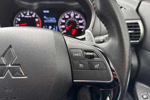 DX71NYY Mitsubishi Eclipse Cross 1.5T Dynamic CVT 4WD Euro 6 (s/s) 5dr Thumbnail #55