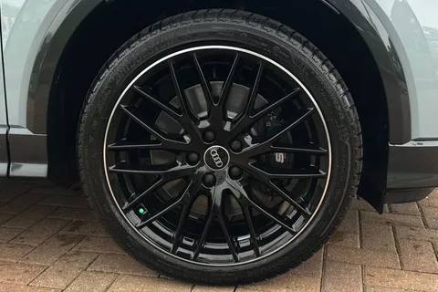  Audi SQ2 2.0 TFSI Black Edition S Tronic quattro Euro 6 (s/s) 5dr Thumbnail #13