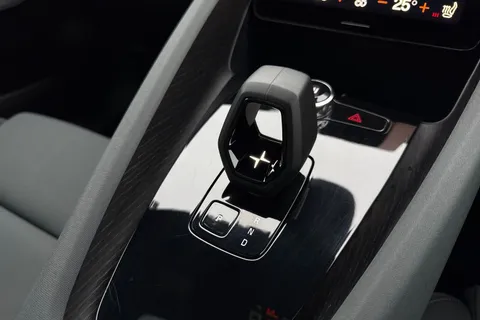 OV22WLH Polestar Polestar 2 Single Motor 78kWh Long Range Fastback Auto FWD 5dr Thumbnail #24