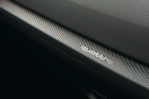  Audi SQ2 2.0 TFSI Black Edition S Tronic quattro Euro 6 (s/s) 5dr Thumbnail #42