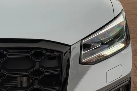  Audi SQ2 2.0 TFSI Black Edition S Tronic quattro Euro 6 (s/s) 5dr Thumbnail #57