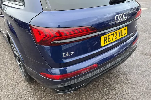 8 of 57 for Audi Q7 Black Edition 55 TFSI quattro 340 PS tiptronic