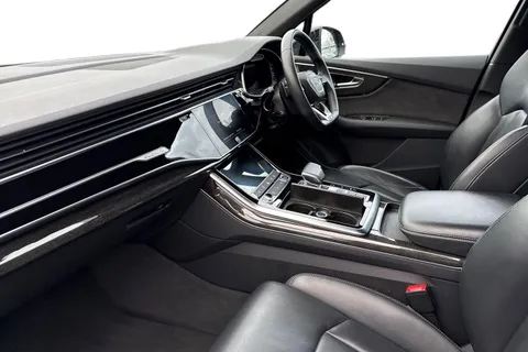 15 of 57 for Audi Q7 Black Edition 55 TFSI quattro 340 PS tiptronic