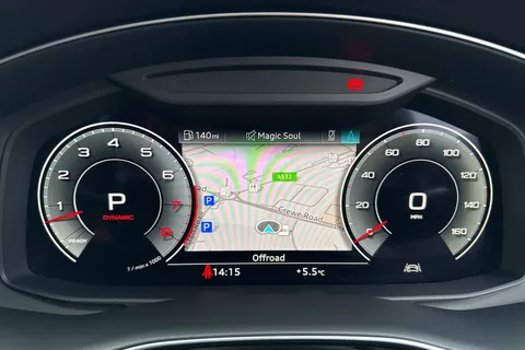 28 of 57 for Audi Q7 Black Edition 55 TFSI quattro 340 PS tiptronic