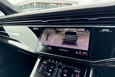 34 of 57 for Audi Q7 Black Edition 55 TFSI quattro 340 PS tiptronic