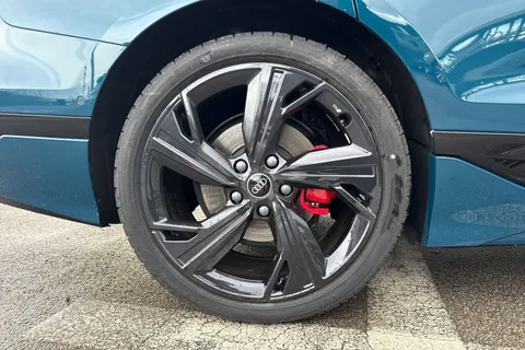 PJ25LFW Audi A6 Sportback Edition 1 e-tron  210,00 kW Thumbnail #11