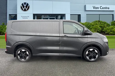 CX75VSY Volkswagen Transporter 2.0 TDI T32 Commerce Pro Auto FWD SWB Euro 6 (s/s) 5dr Thumbnail #3