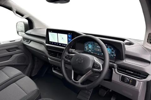 CX75VSY Volkswagen Transporter 2.0 TDI T32 Commerce Pro Auto FWD SWB Euro 6 (s/s) 5dr Thumbnail #13