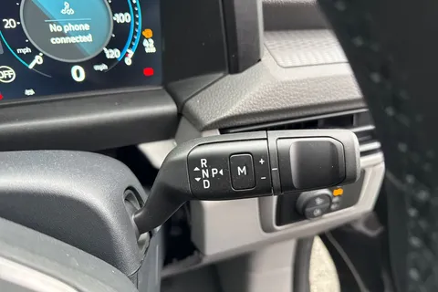 CX75VSY Volkswagen Transporter 2.0 TDI T32 Commerce Pro Auto FWD SWB Euro 6 (s/s) 5dr Thumbnail #22