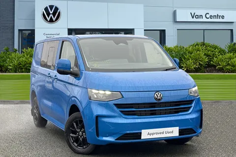 CX75KHH Volkswagen Transporter 2.0 TDI T32 Commerce Pro Kombi Double Cab 5dr Diesel Manual SWB Euro 6 (s/s) (150 ps) Thumbnail #1