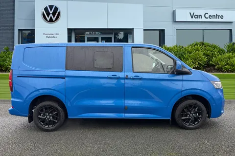 CX75KHH Volkswagen Transporter 2.0 TDI T32 Commerce Pro Kombi Double Cab 5dr Diesel Manual SWB Euro 6 (s/s) (150 ps) Thumbnail #3