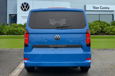 CX75KHH Volkswagen Transporter 2.0 TDI T32 Commerce Pro Kombi Double Cab 5dr Diesel Manual SWB Euro 6 (s/s) (150 ps) Thumbnail #4