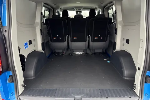 CX75KHH Volkswagen Transporter 2.0 TDI T32 Commerce Pro Kombi Double Cab 5dr Diesel Manual SWB Euro 6 (s/s) (150 ps) Thumbnail #6