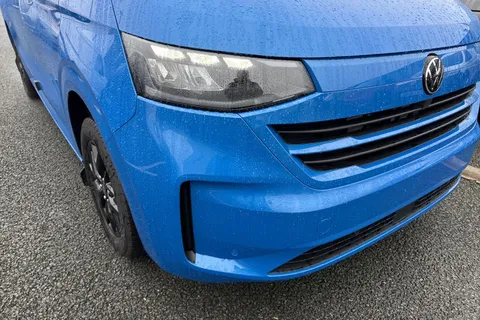 CX75KHH Volkswagen Transporter 2.0 TDI T32 Commerce Pro Kombi Double Cab 5dr Diesel Manual SWB Euro 6 (s/s) (150 ps) Thumbnail #8