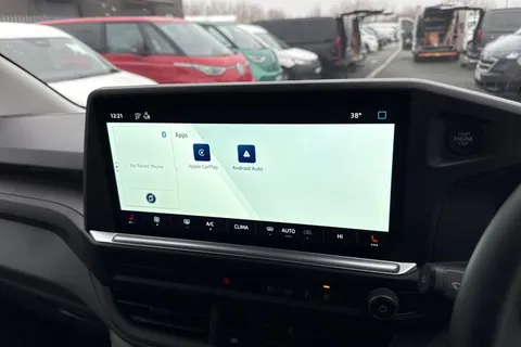 CX75KHH Volkswagen Transporter 2.0 TDI T32 Commerce Pro Kombi Double Cab 5dr Diesel Manual SWB Euro 6 (s/s) (150 ps) Thumbnail #16