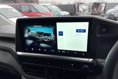 CX75KHH Volkswagen Transporter 2.0 TDI T32 Commerce Pro Kombi Double Cab 5dr Diesel Manual SWB Euro 6 (s/s) (150 ps) Thumbnail #21