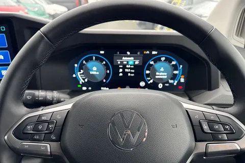 CX75KHH Volkswagen Transporter 2.0 TDI T32 Commerce Pro Kombi Double Cab 5dr Diesel Manual SWB Euro 6 (s/s) (150 ps) Thumbnail #29