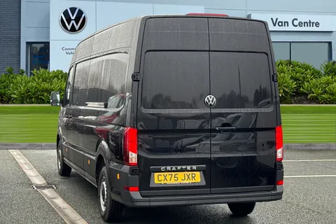 CX75JXR Volkswagen Crafter 2.0 TDI CR35 Commerce Plus FWD LWB High Roof Euro 6 (s/s) 5dr Thumbnail #2