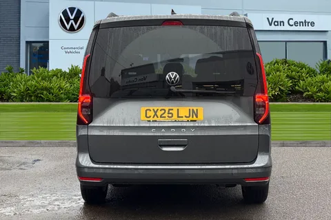 CX25LJN Volkswagen Caddy Maxi 2.0 TDI Life DSG Euro 6 (s/s) 5dr Thumbnail #4