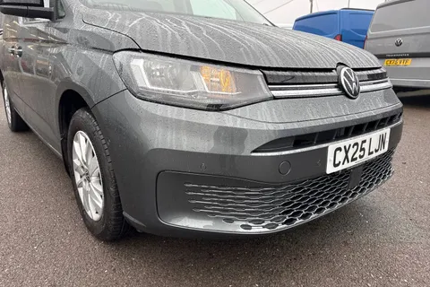 CX25LJN Volkswagen Caddy Maxi 2.0 TDI Life DSG Euro 6 (s/s) 5dr Thumbnail #8