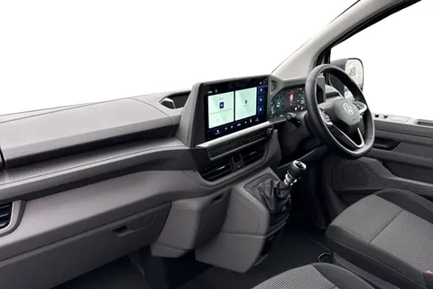 CX75KGO Volkswagen Transporter 2.0 TDI T28 Commerce FWD SWB Euro 6 (s/s) 5dr Thumbnail #14