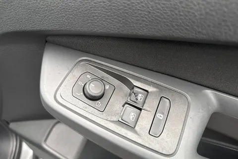 CX25LJN Volkswagen Caddy Maxi 2.0 TDI Life DSG Euro 6 (s/s) 5dr Thumbnail #20