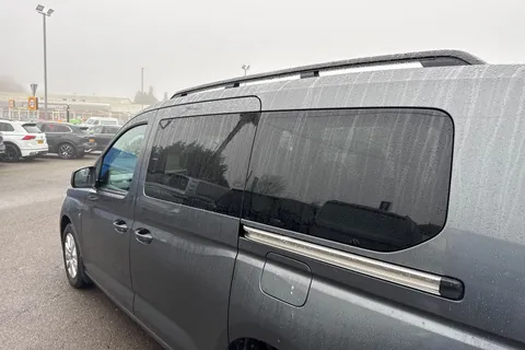 CX25LJN Volkswagen Caddy Maxi 2.0 TDI Life DSG Euro 6 (s/s) 5dr Thumbnail #27