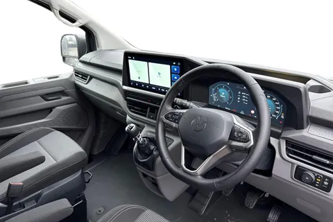 CX75KFT Volkswagen Transporter 2.0 TDI T32 Commerce Pro Kombi Double Cab 5dr Diesel Manual SWB Euro 6 (s/s) (150 ps) Thumbnail #13