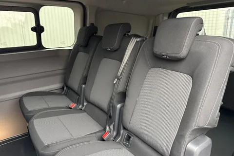 CX75KFT Volkswagen Transporter 2.0 TDI T32 Commerce Pro Kombi Double Cab 5dr Diesel Manual SWB Euro 6 (s/s) (150 ps) Thumbnail #18