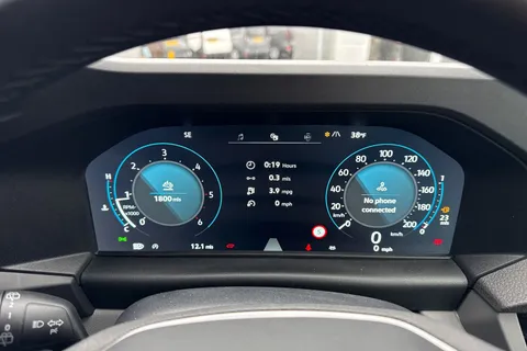 CX75KFT Volkswagen Transporter 2.0 TDI T32 Commerce Pro Kombi Double Cab 5dr Diesel Manual SWB Euro 6 (s/s) (150 ps) Thumbnail #30