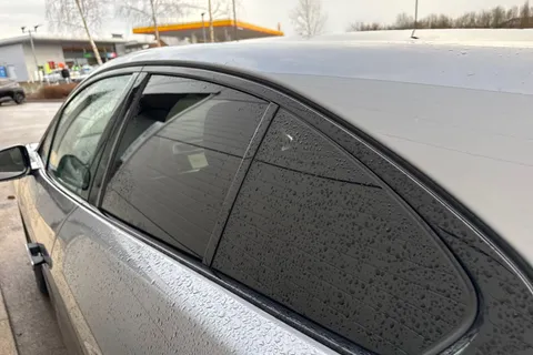 KP23VSL Jaguar I-Pace 400 90kWh HSE Black Auto 4WD 5dr Thumbnail #28