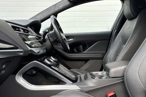 KP23VSL Jaguar I-Pace 400 90kWh HSE Black Auto 4WD 5dr Thumbnail #36