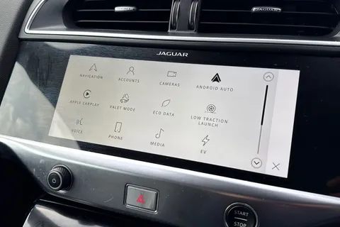 KP23VSL Jaguar I-Pace 400 90kWh HSE Black Auto 4WD 5dr Thumbnail #44