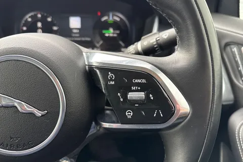 KP23VSL Jaguar I-Pace 400 90kWh HSE Black Auto 4WD 5dr Thumbnail #53