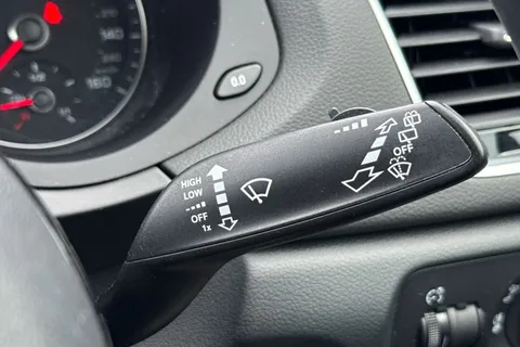 KS18CXH Audi Q3 1.4 TFSI CoD Black Edition S Tronic Euro 6 (s/s) 5dr Thumbnail #46